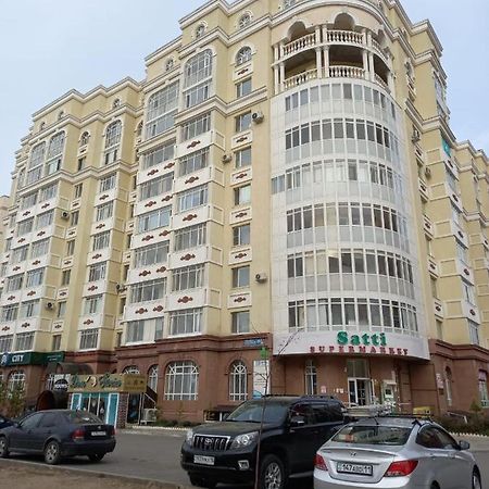 Уютная Квартира Комфорт Класса109 Appartement Astana Buitenkant foto