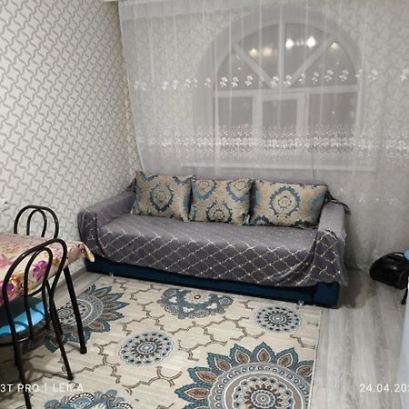 Уютная Квартира Комфорт Класса109 Appartement Astana Buitenkant foto