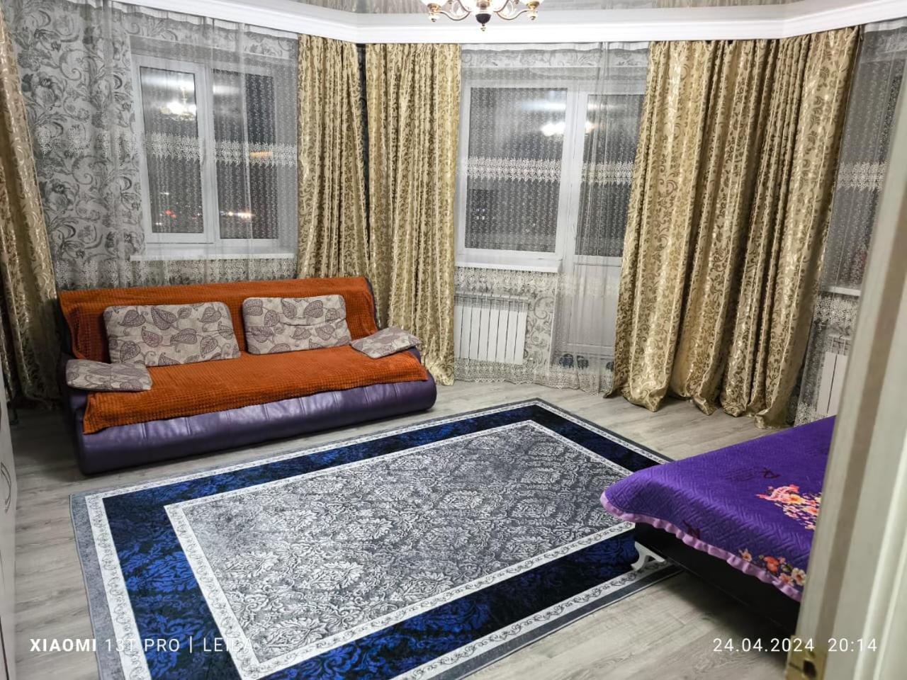 Уютная Квартира Комфорт Класса109 Appartement Astana Buitenkant foto